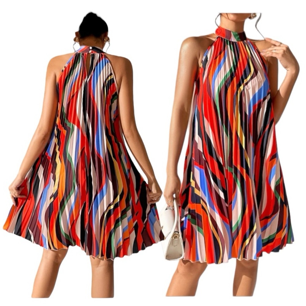 Multicolor Keyhole Back Halter Neck Pleated Detail Dress